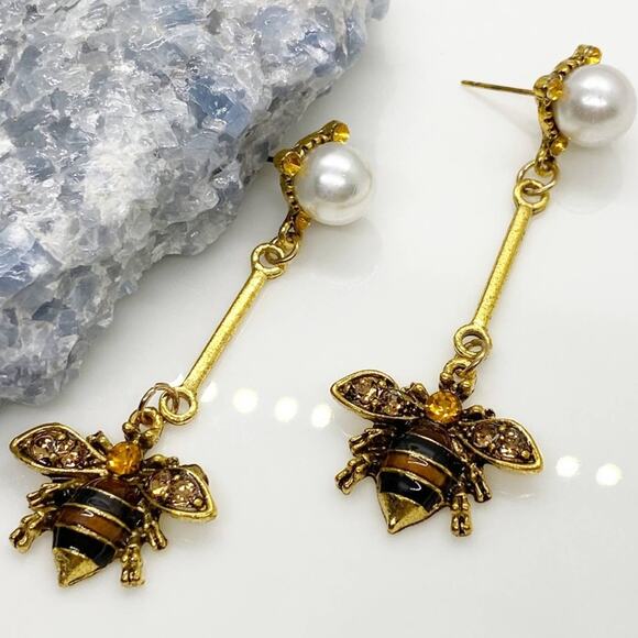 Anthropologie Jewelry - NEW Bee’s Day Off Dangle Earrings